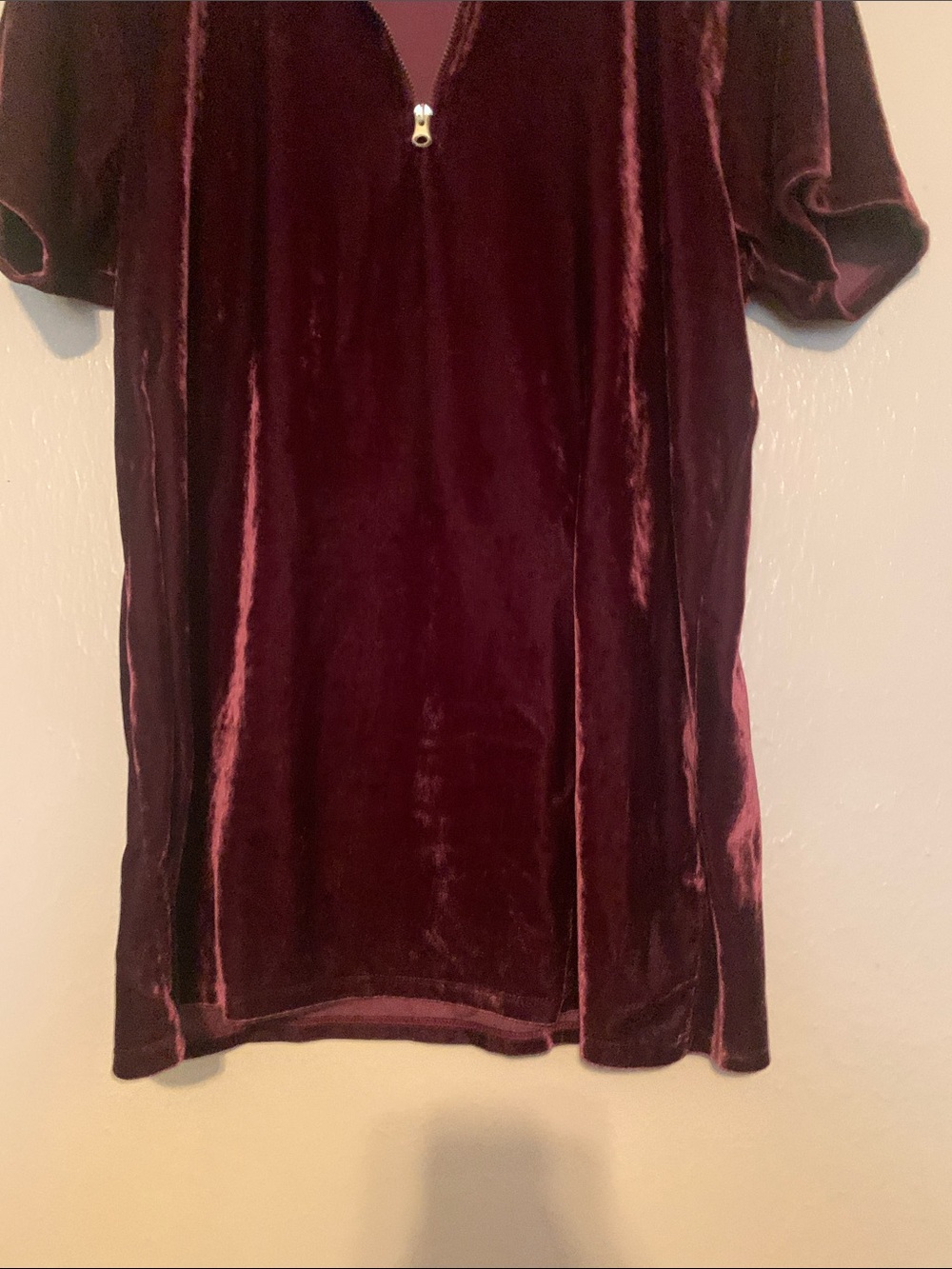 Vtg Velvet Half-Zip Short Sleeve Top - Burgundy (L)